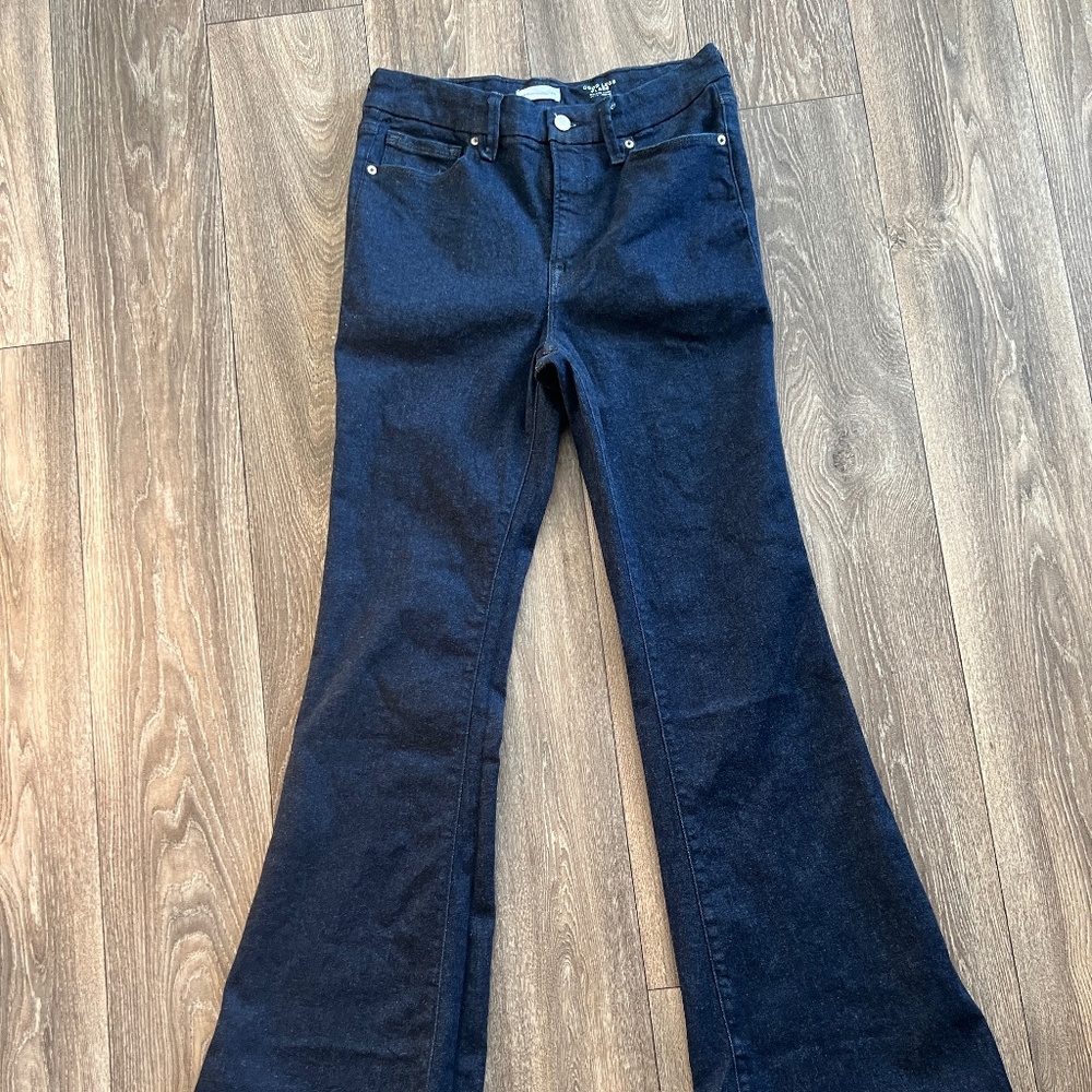 Good American Always Fits Good Legs Flare Jeans